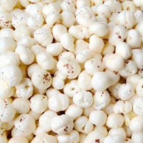 alt="Makhana benefits as healthy low-calorie snack"