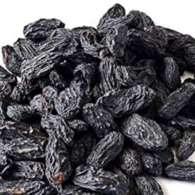 alt="Black raisins benefits for blood purification and hair growth"