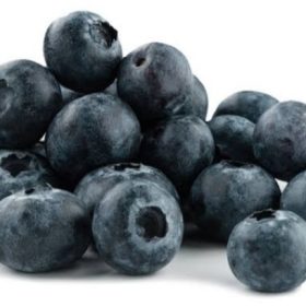 alt="Blueberries benefits for brain and skin health"